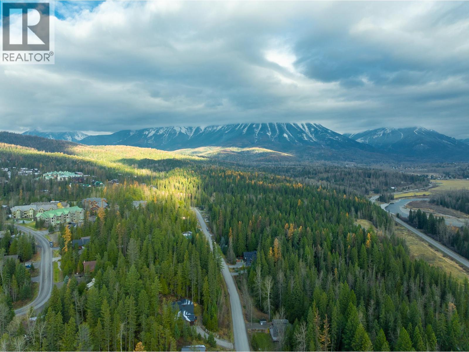 4516 TIMBERLINE Crescent, Fernie