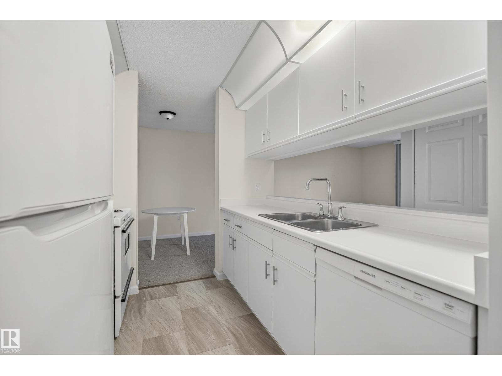 #131 9620 174 ST NW, Edmonton