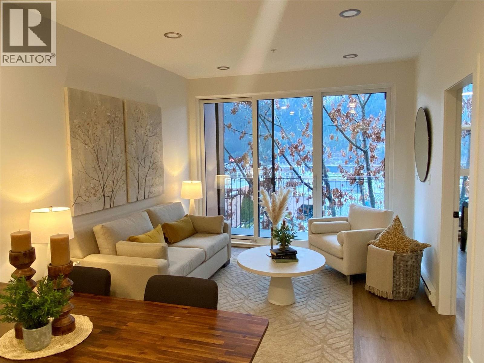 514 VICTORIA Street Unit# 404, Nelson