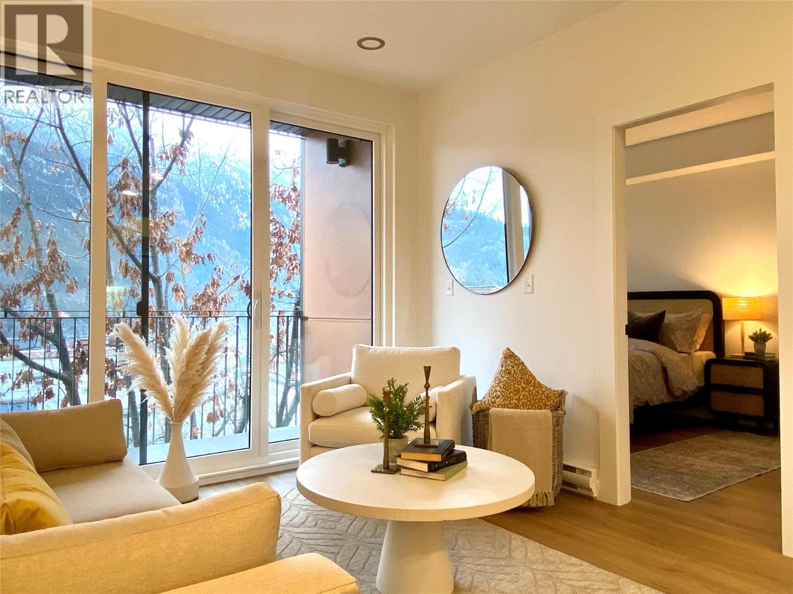 514 VICTORIA Street Unit# 404, Nelson