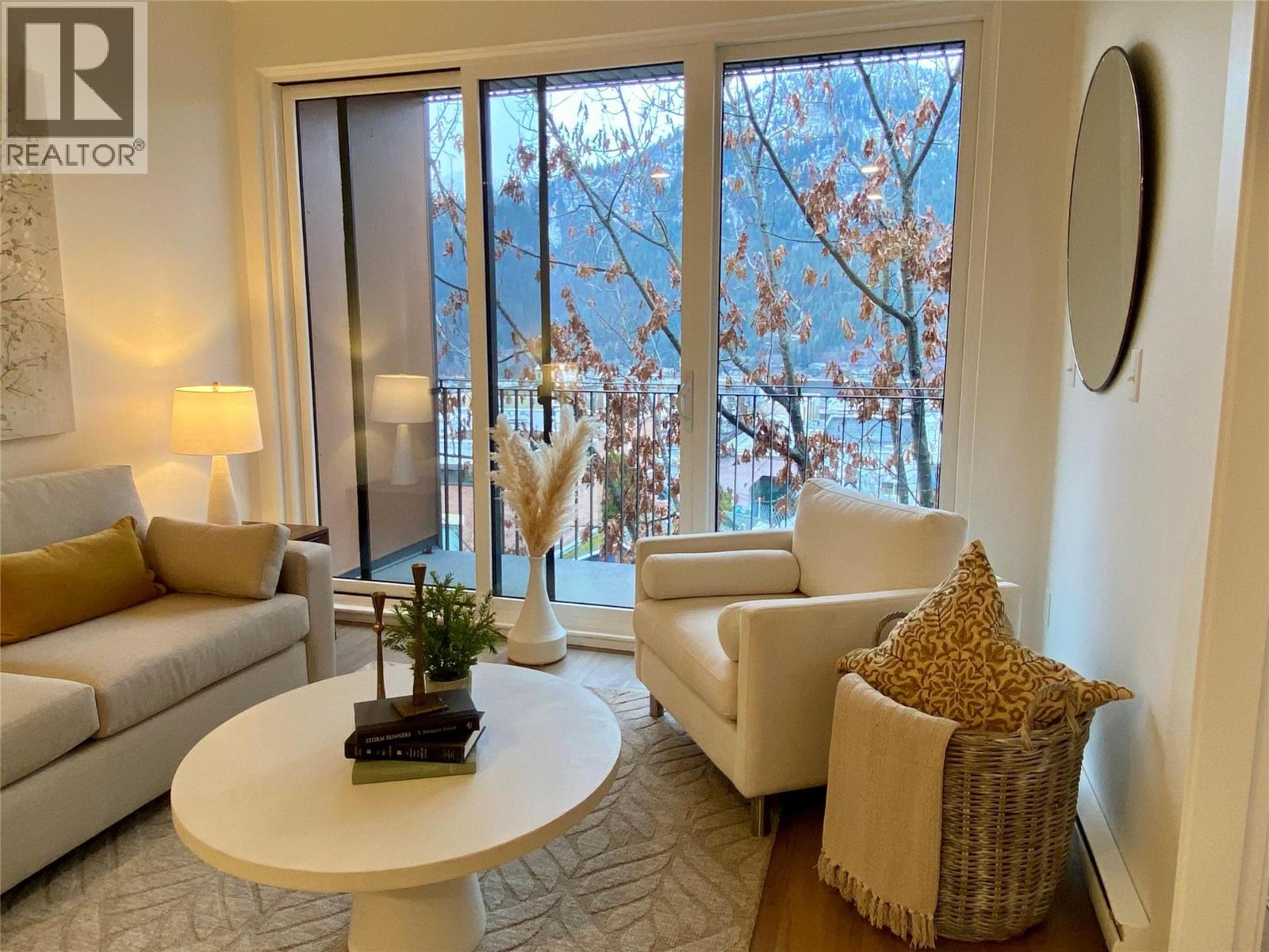 514 VICTORIA Street Unit# 404, Nelson