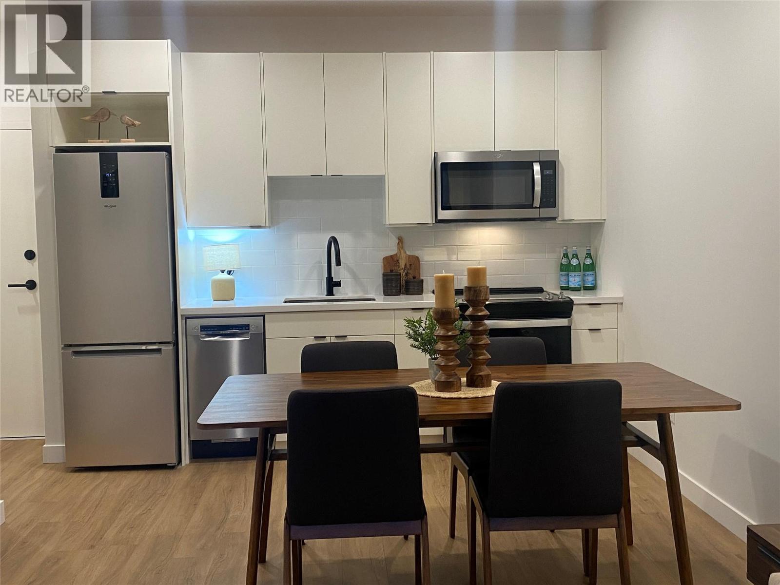 514 VICTORIA Street Unit# 404, Nelson