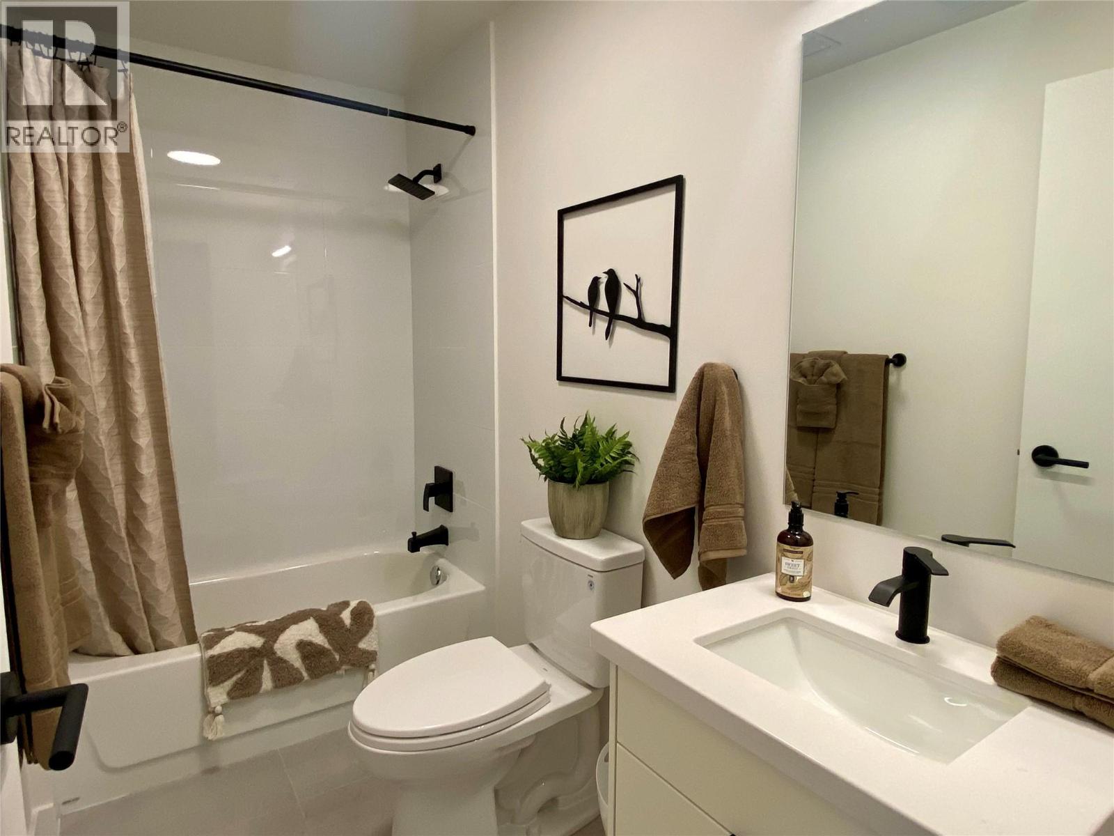 514 VICTORIA Street Unit# 404, Nelson