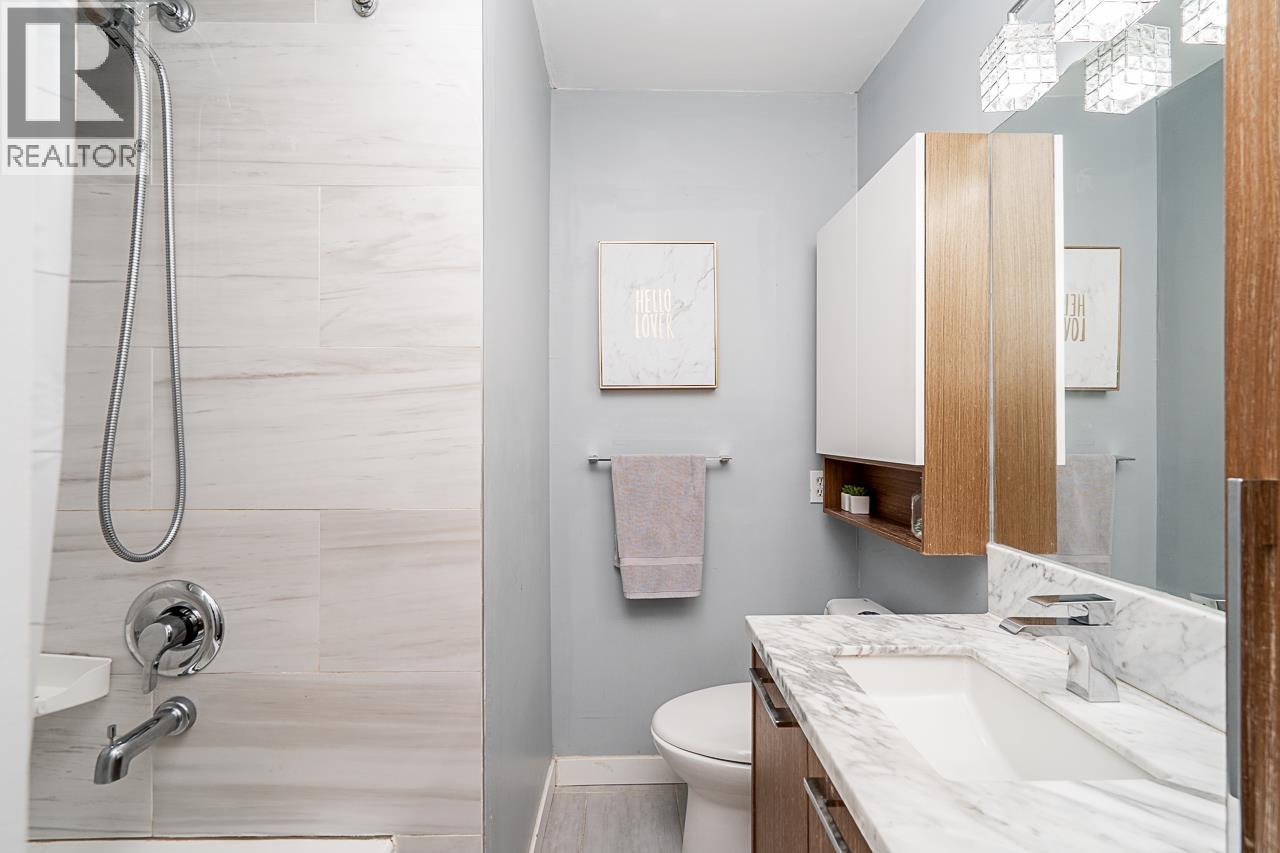 428 MIDVALE STREET, Coquitlam