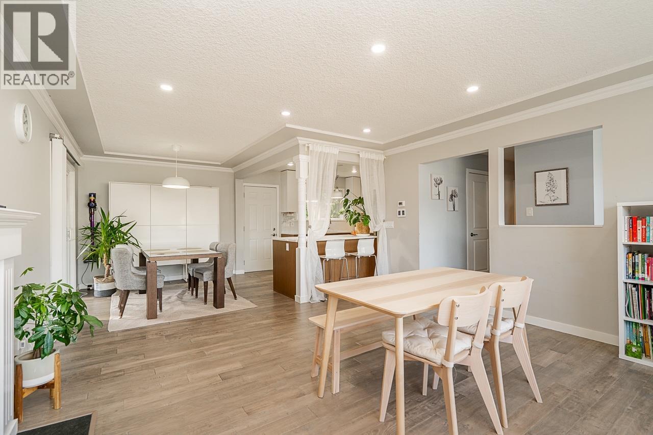 428 MIDVALE STREET, Coquitlam