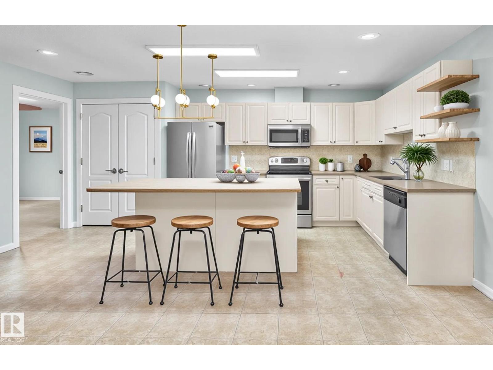 #114 278 SUDER GREENS DR NW, Edmonton