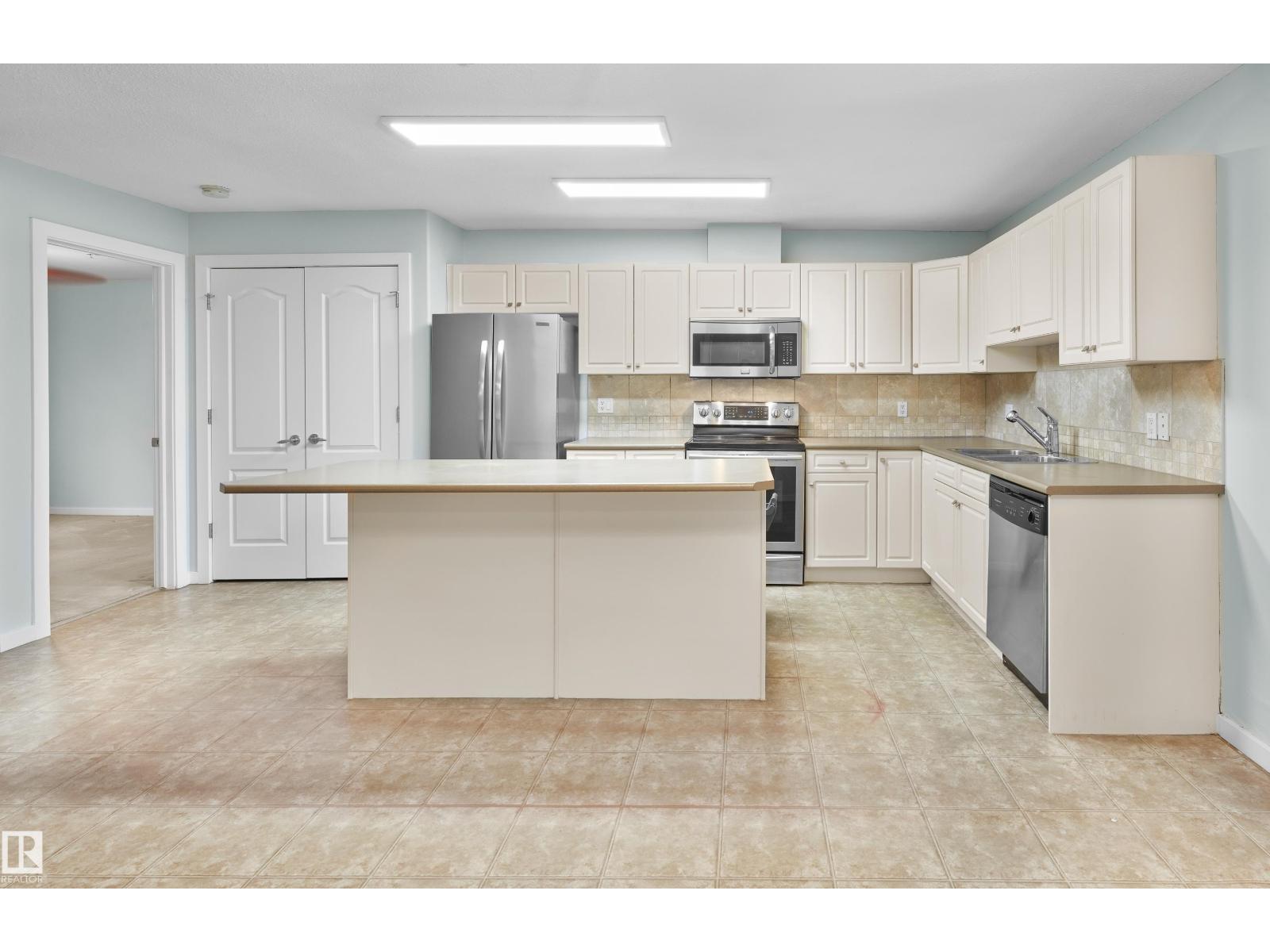 #114 278 SUDER GREENS DR NW, Edmonton