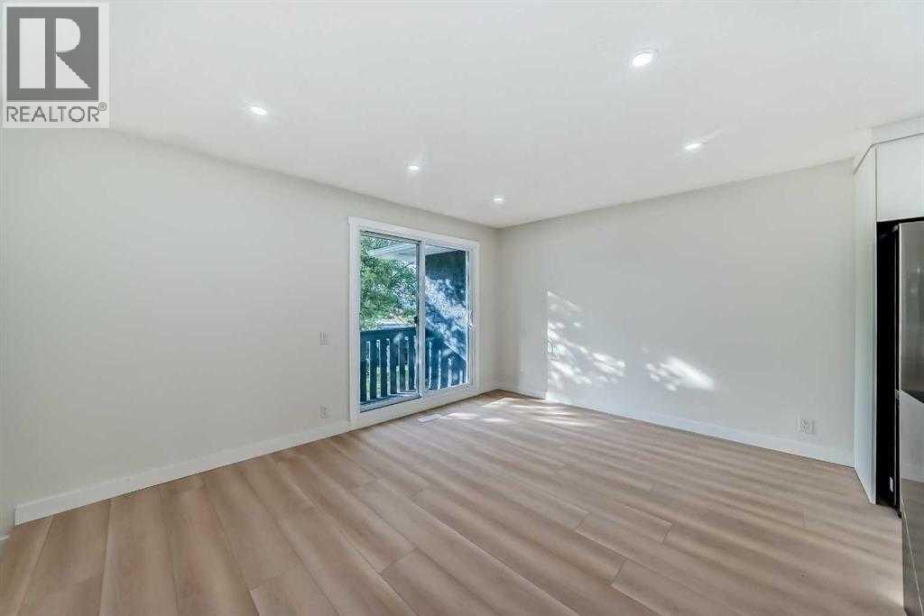 Single Family House Bungalow for Sale in  Berkley Road NW Beddington Heights Calgary 