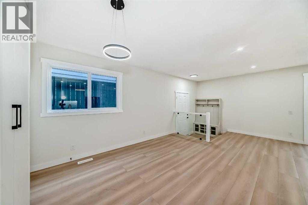 Single Family House Bungalow for Sale in  Berkley Road NW Beddington Heights Calgary 