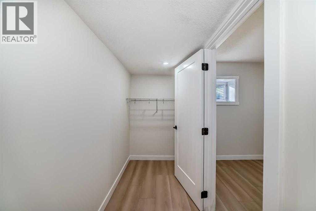 Single Family House Bungalow for Sale in  Berkley Road NW Beddington Heights Calgary 