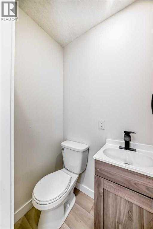 Single Family House Bungalow for Sale in  Berkley Road NW Beddington Heights Calgary 