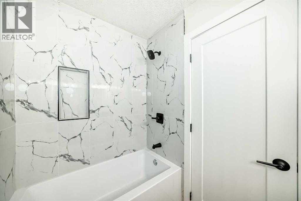 Single Family House Bungalow for Sale in  Berkley Road NW Beddington Heights Calgary 