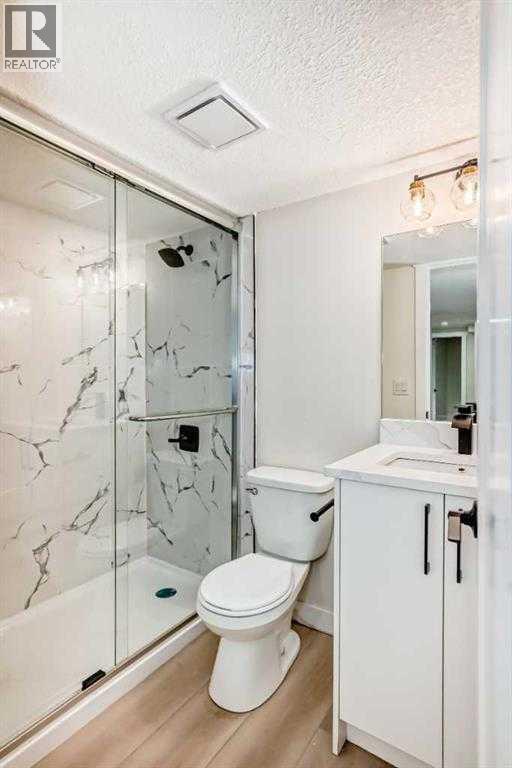 Single Family House Bungalow for Sale in  Berkley Road NW Beddington Heights Calgary 