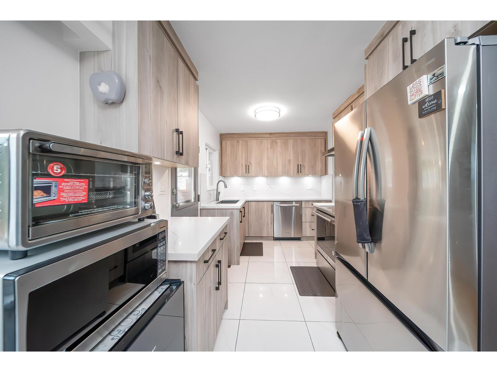 9476 DAWSON Crescent, Delta