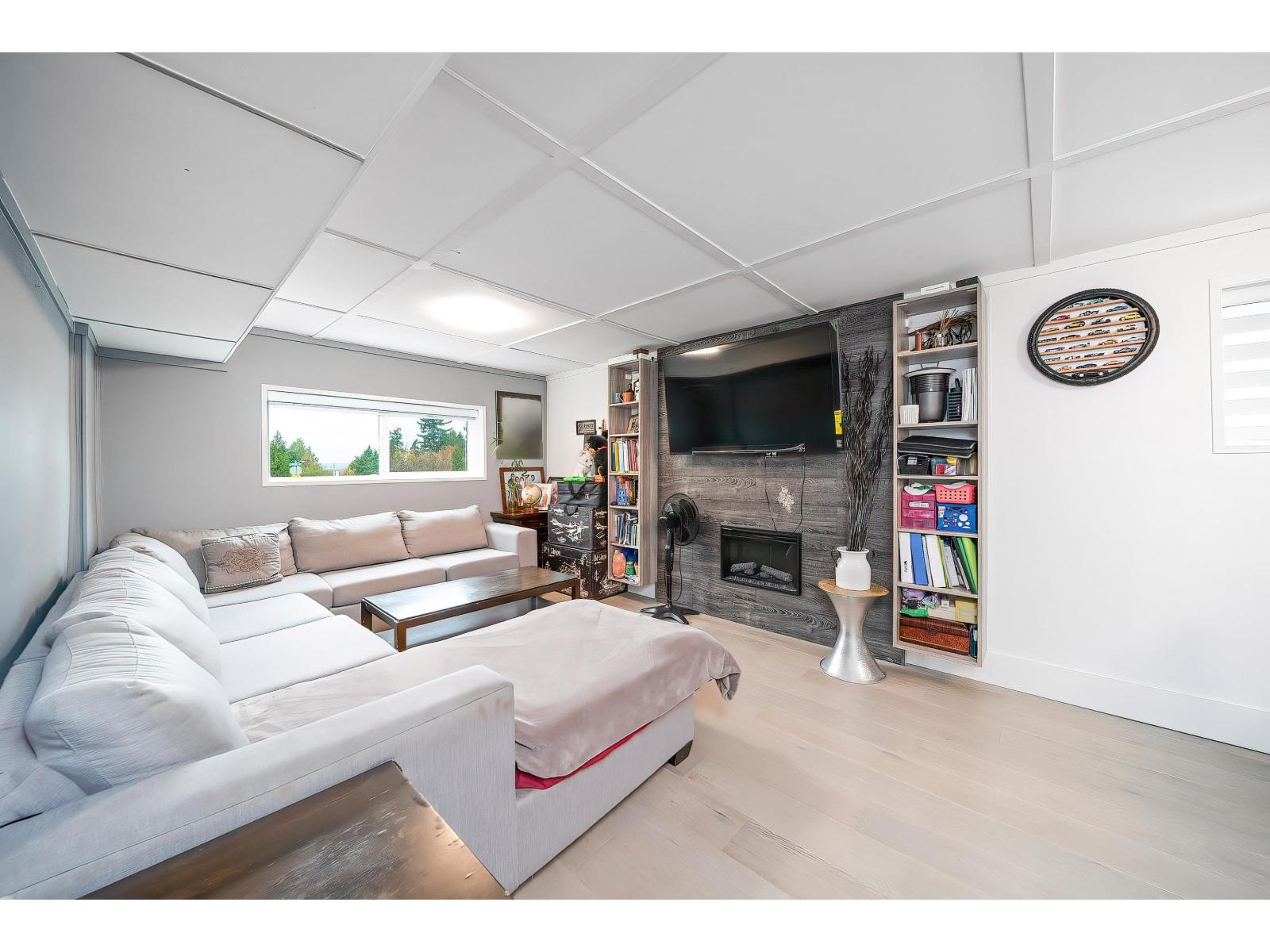 9476 DAWSON Crescent, Delta