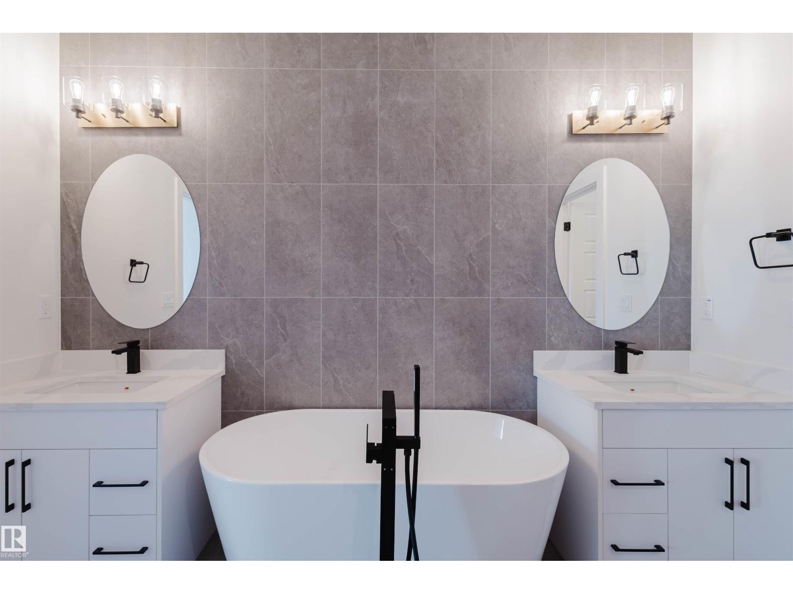 1570 Siskin LI NW, Edmonton