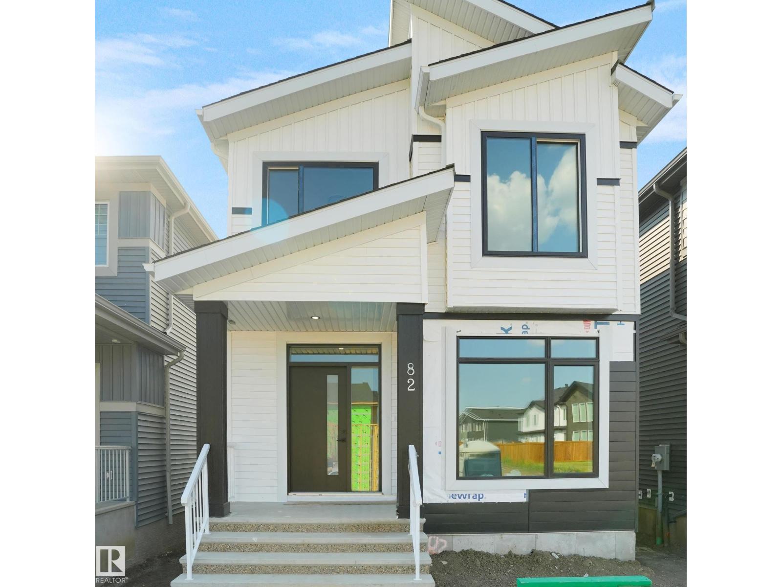 82 Blackbird BN, Fort Saskatchewan