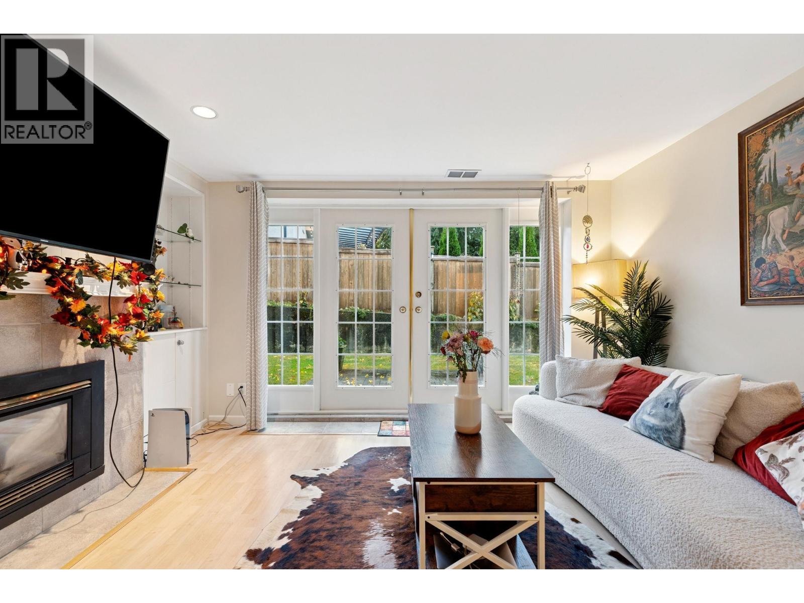 1501 MARINE CRESCENT, Coquitlam