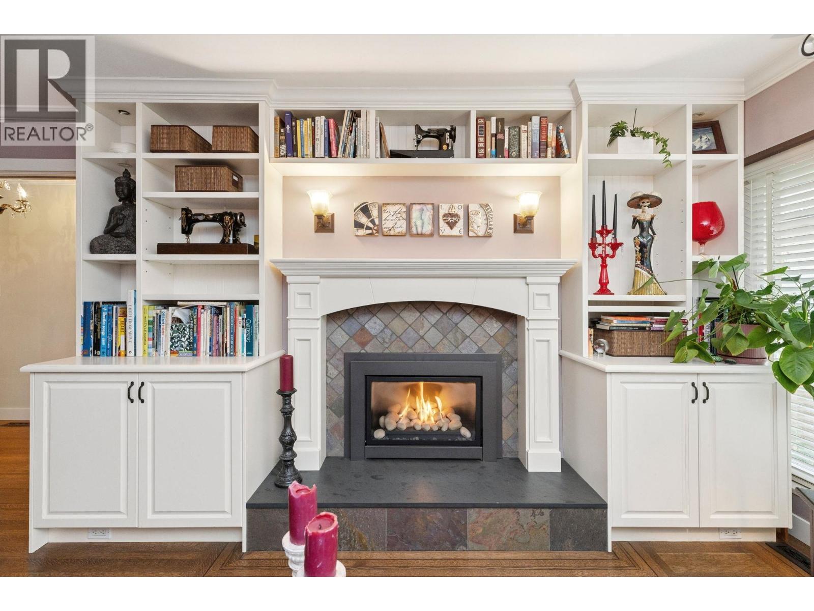 1501 MARINE CRESCENT, Coquitlam