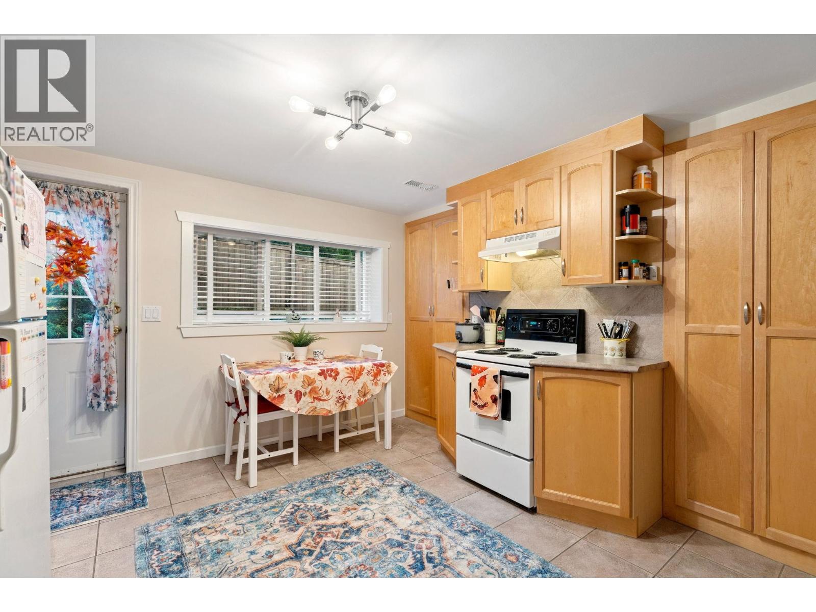 1501 MARINE CRESCENT, Coquitlam