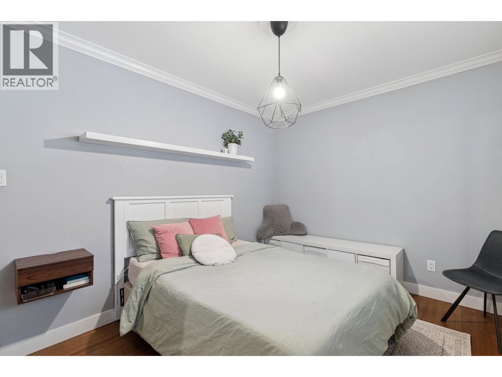 1501 MARINE CRESCENT, Coquitlam