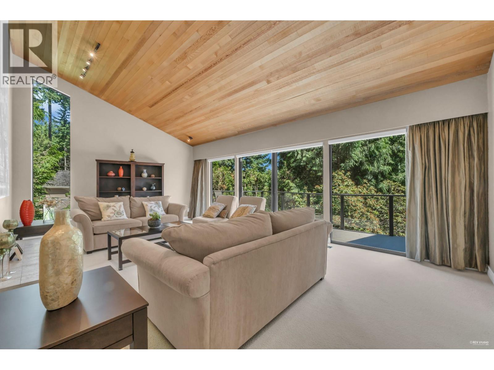 4623 CAULFEILD DRIVE, West Vancouver