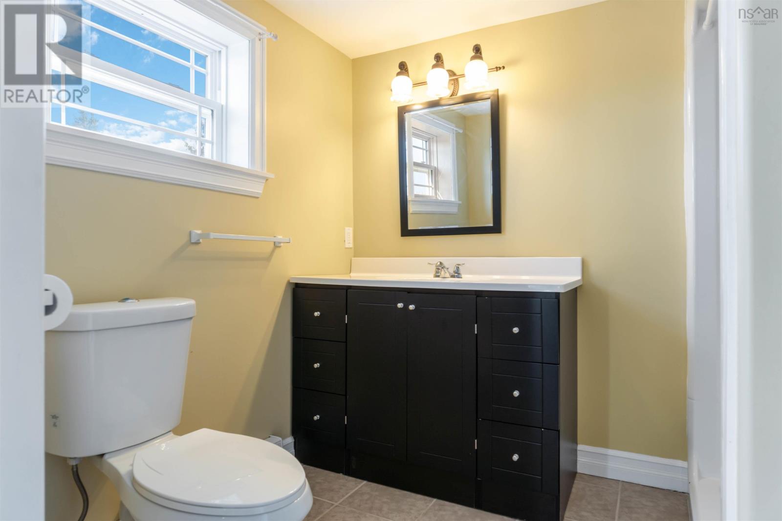 Property 25 of 49 of 11770 Highway 1