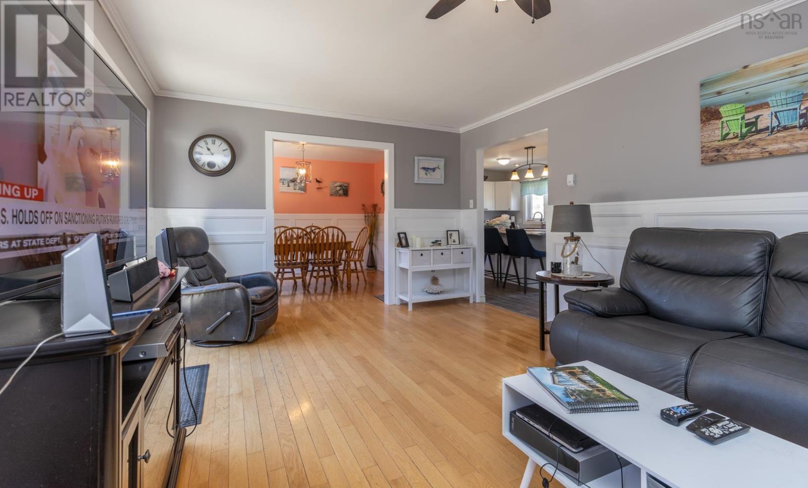 Property 14 of 34 of 27 South Ohio Cross Road