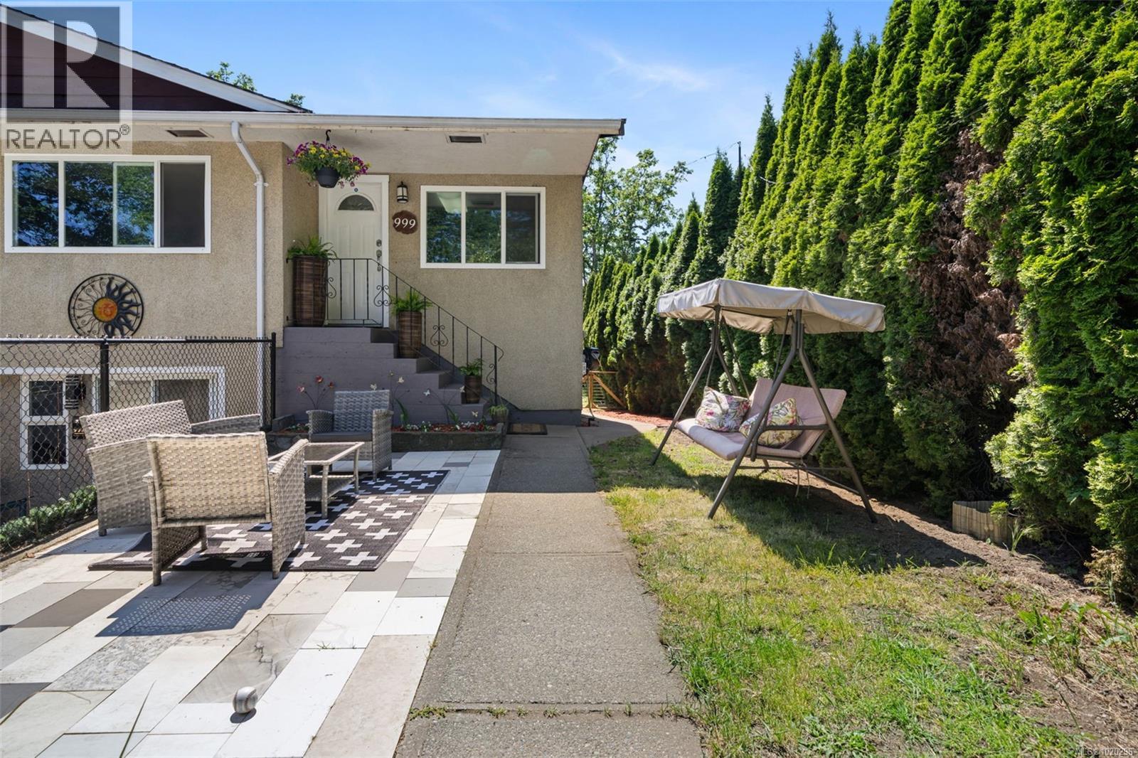 999 Furber Rd, Langford - Exteriors - Photo 6