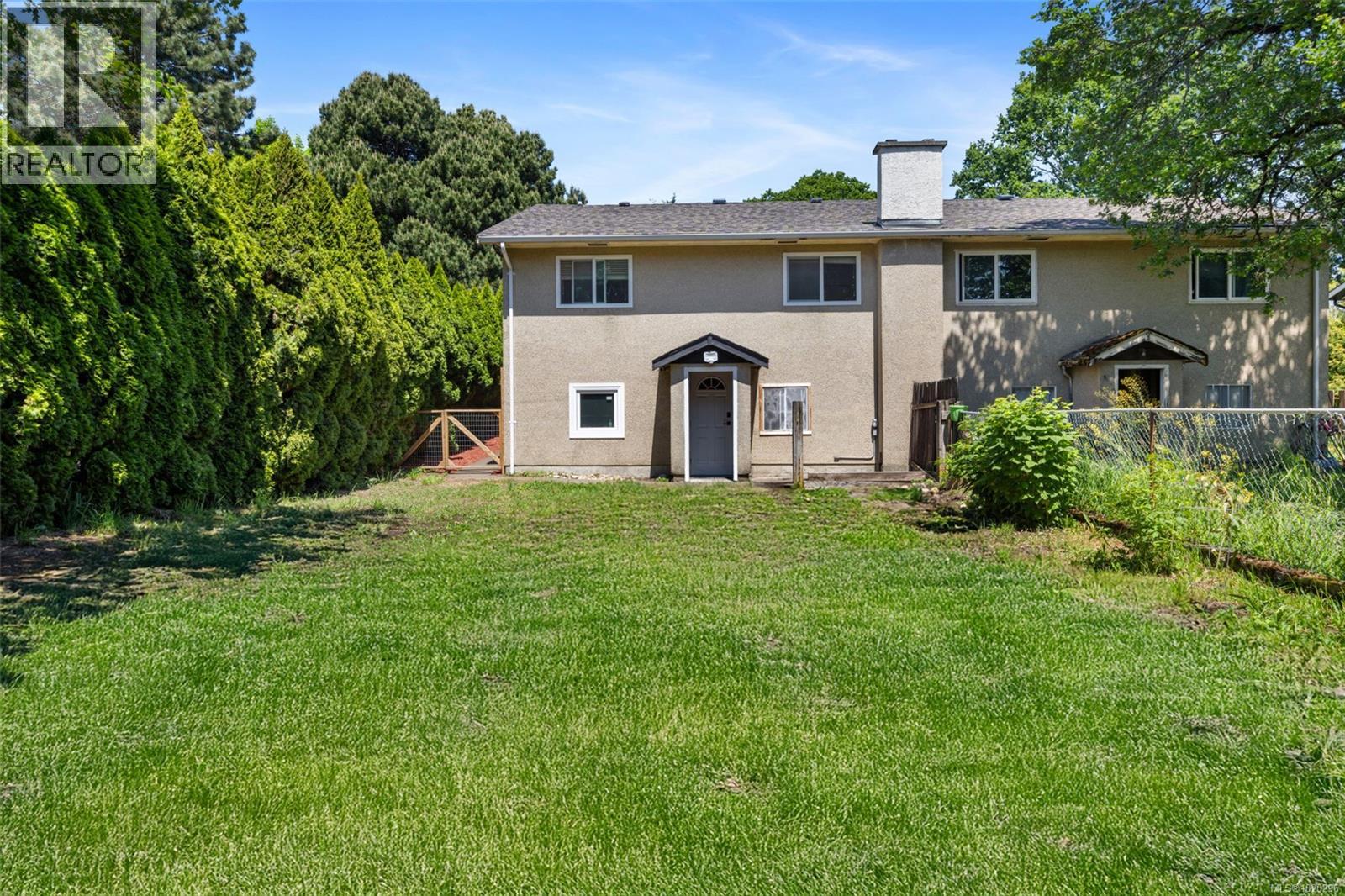 999 Furber Rd, Langford - Exteriors - Full Complex View - Photo 7