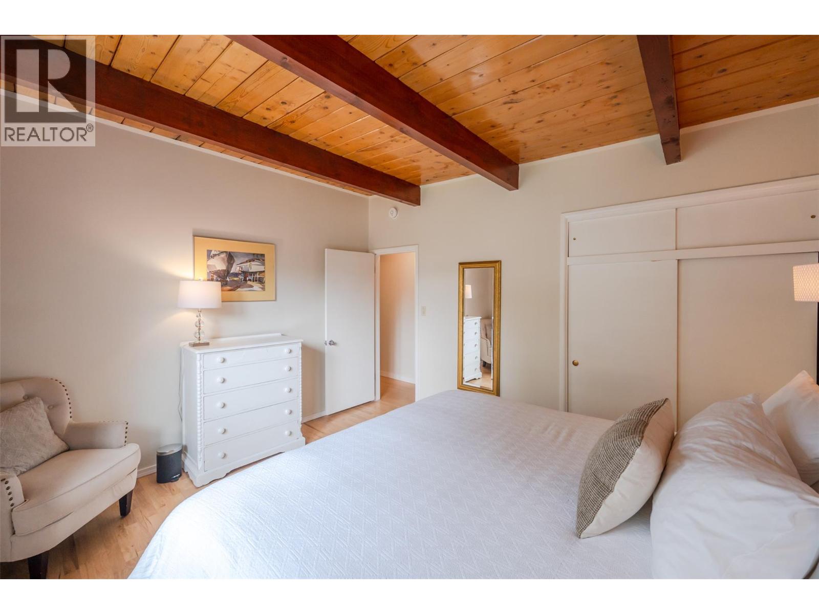 735 ROSS Avenue, Penticton