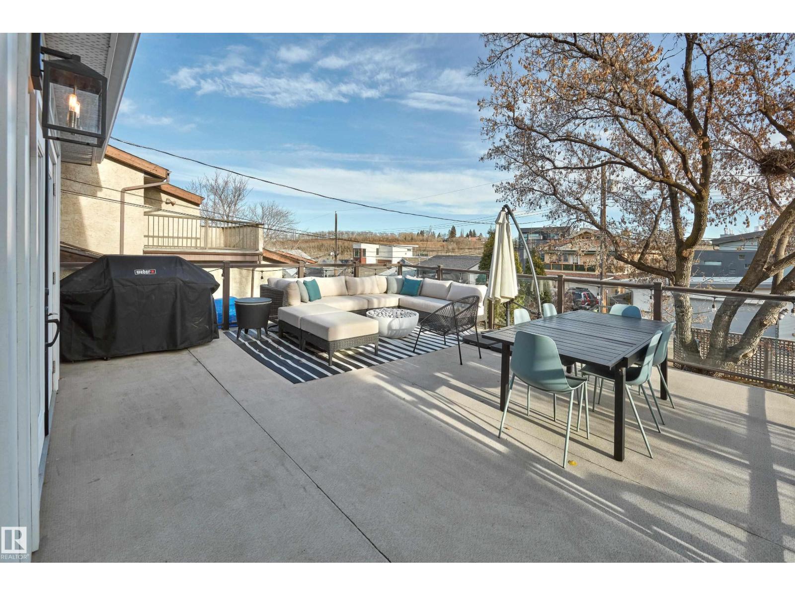 9325 98A ST NW, Edmonton