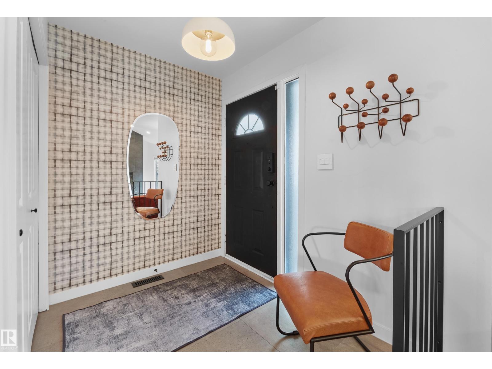 9325 98A ST NW, Edmonton