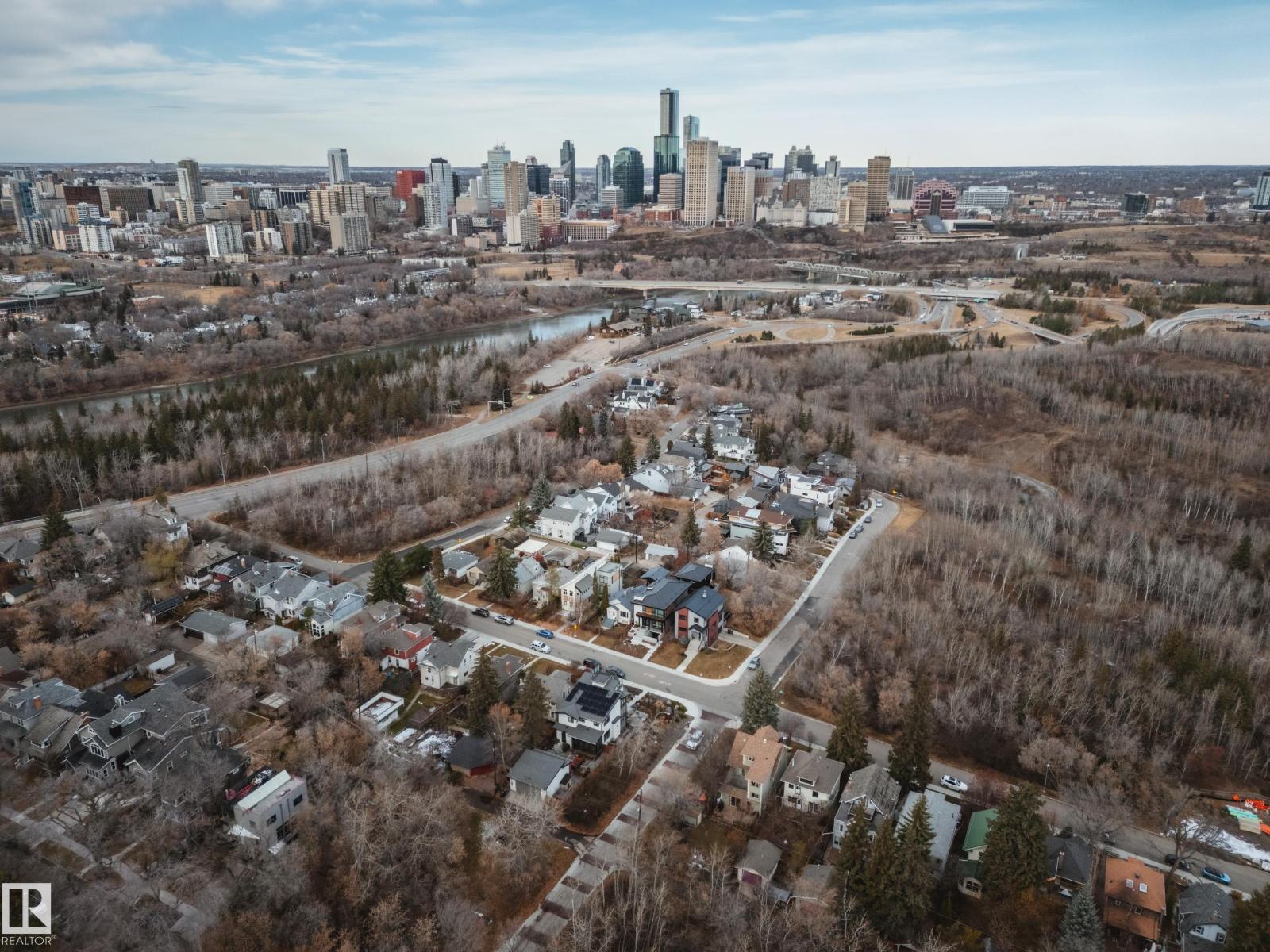 9325 98A ST NW, Edmonton