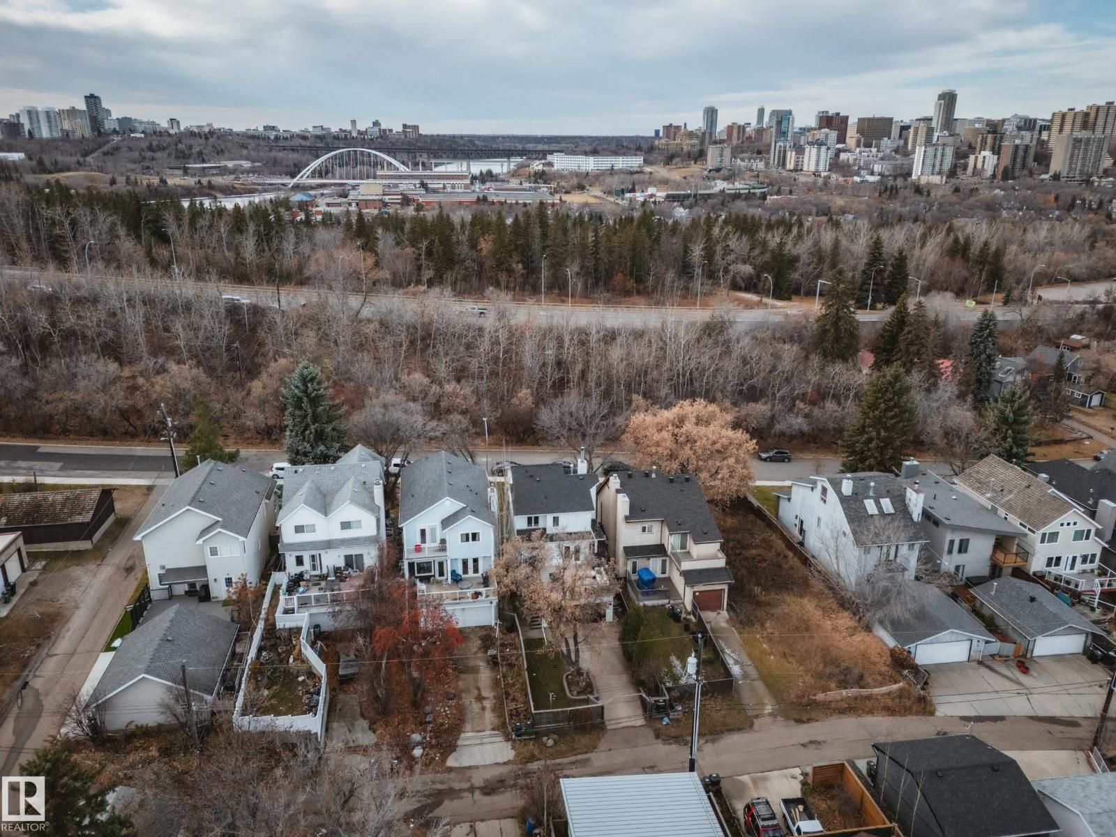 9325 98A ST NW, Edmonton