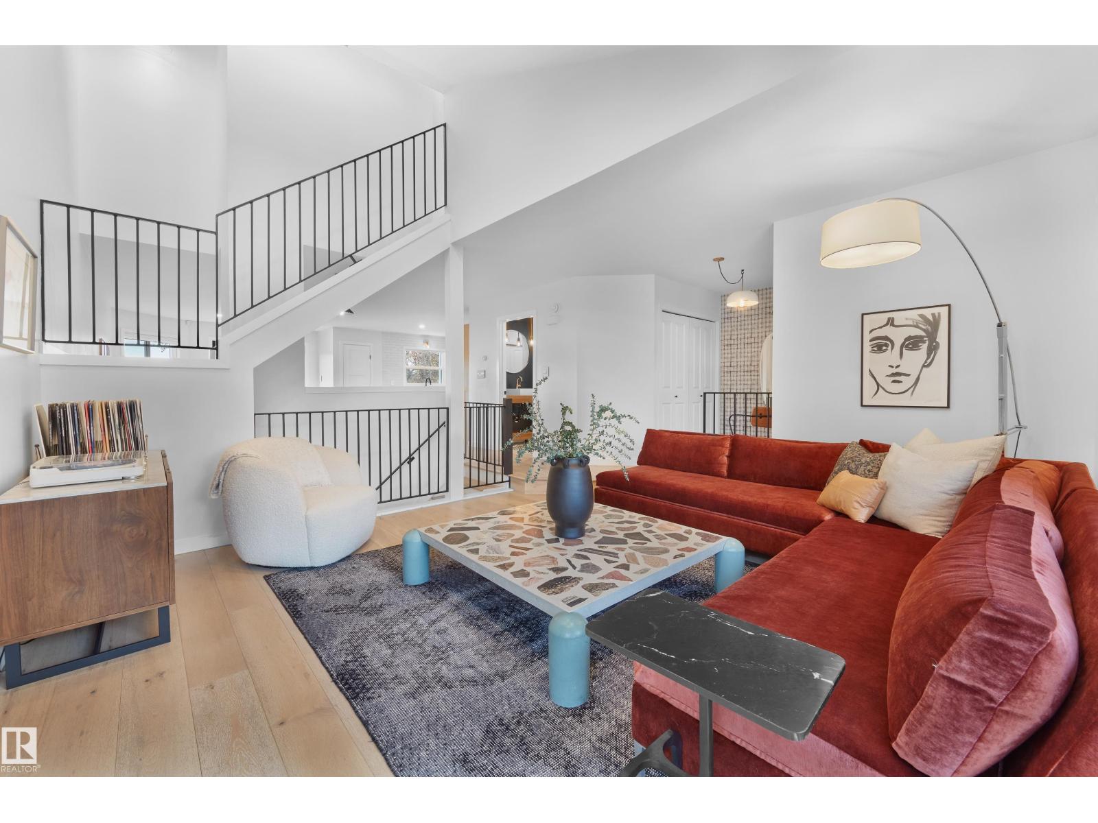 9325 98A ST NW, Edmonton