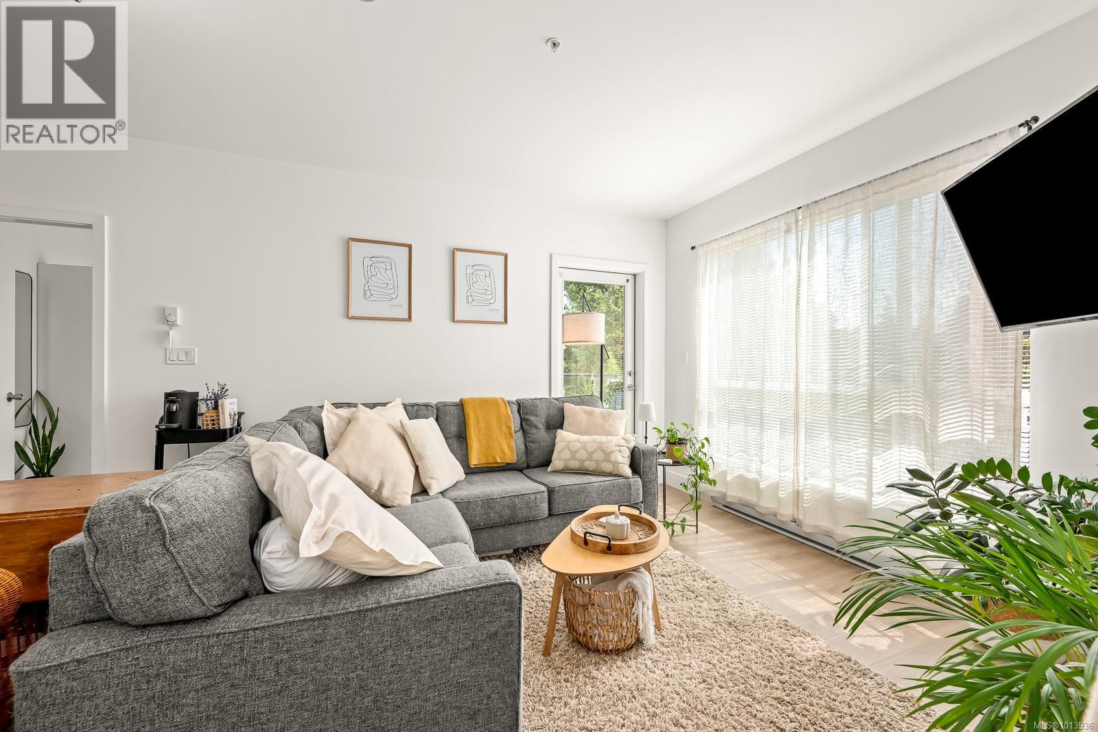 308 3070 Kilpatrick Ave, Courtenay