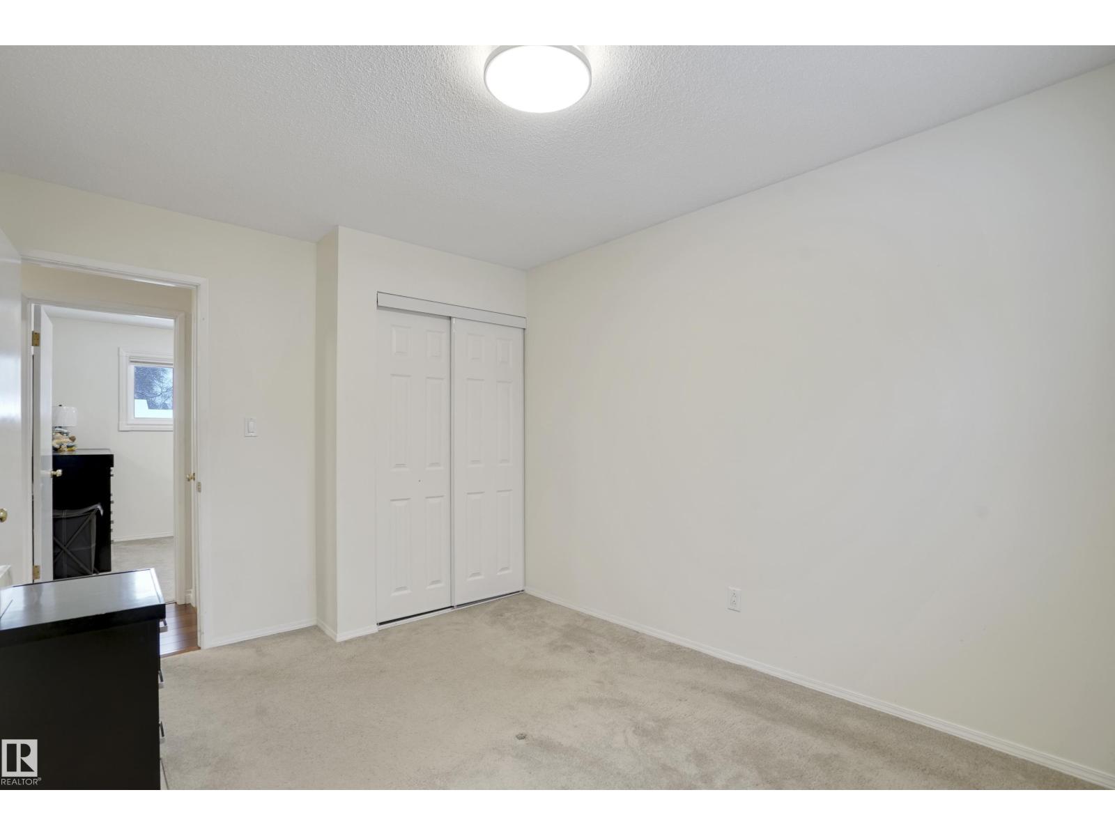 6208 149 AV NW, Edmonton