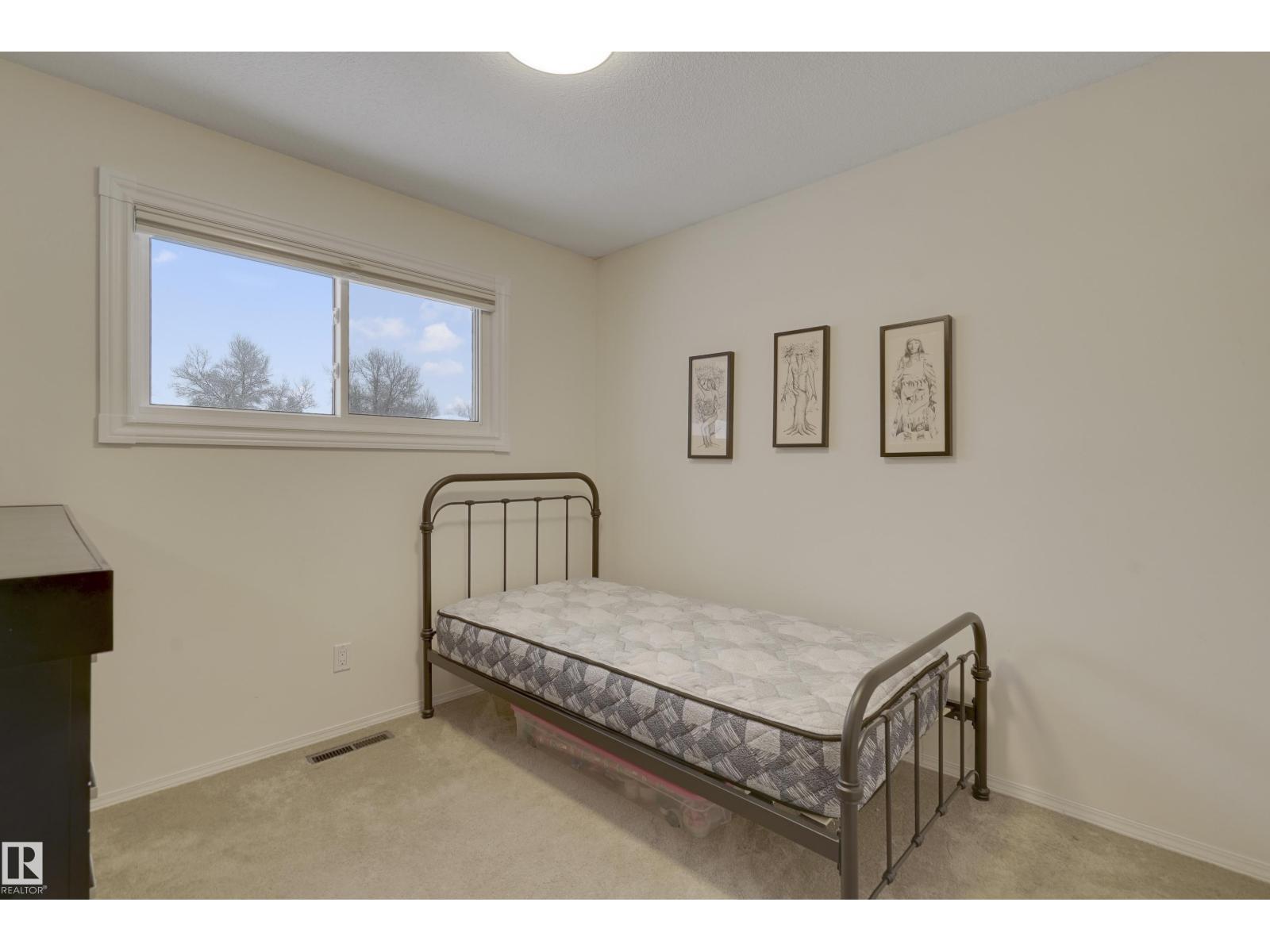 6208 149 AV NW, Edmonton