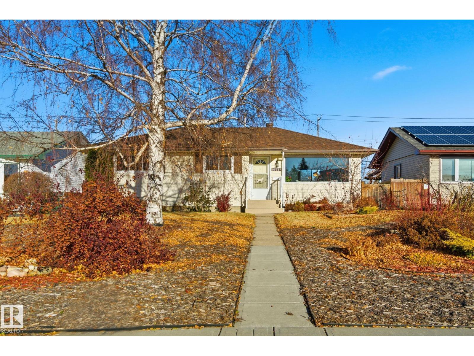 10657 St Gabriel School RD NW, Edmonton