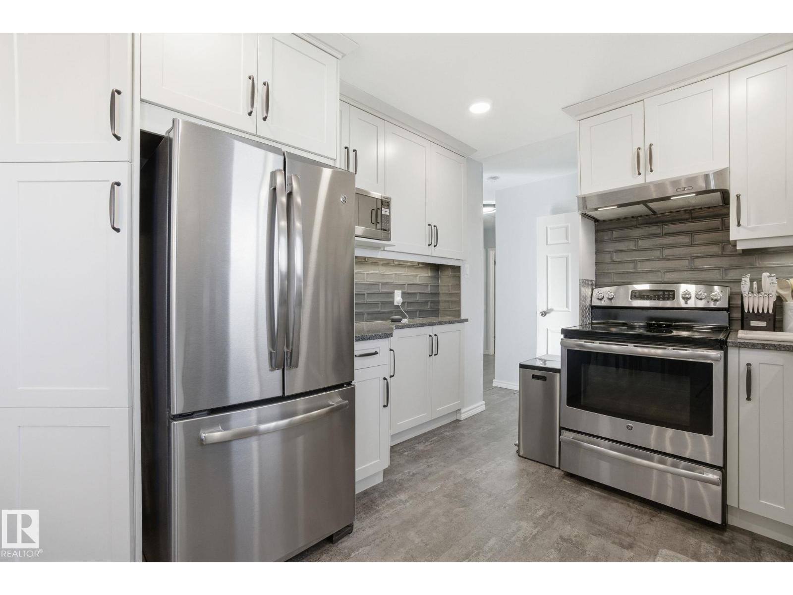 10657 St Gabriel School RD NW, Edmonton