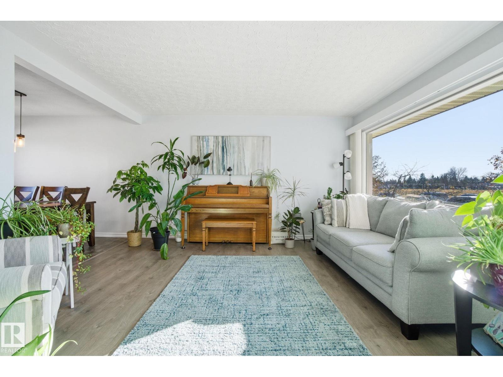 10657 St Gabriel School RD NW, Edmonton