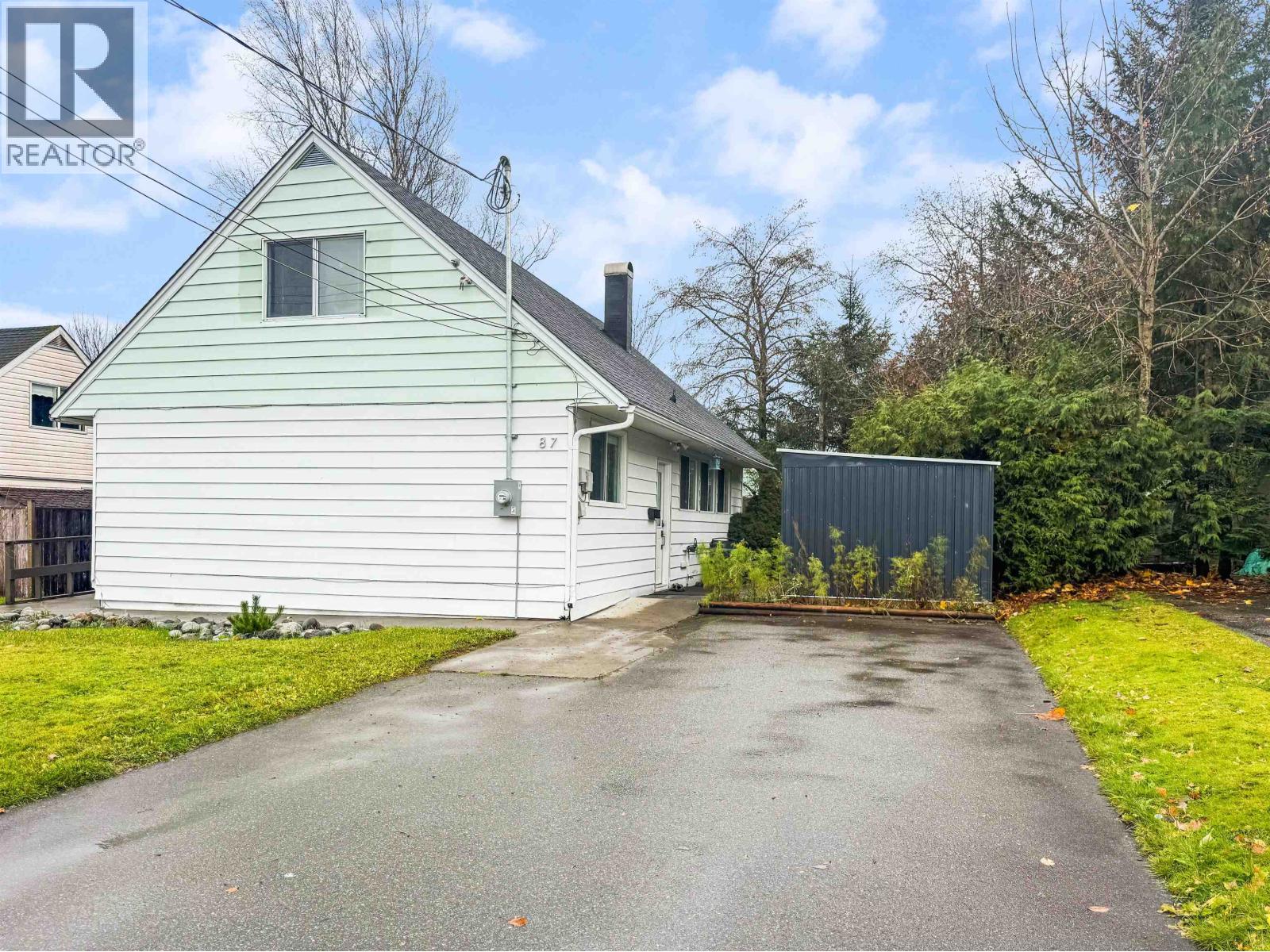 87 SWALLOW STREET, Kitimat