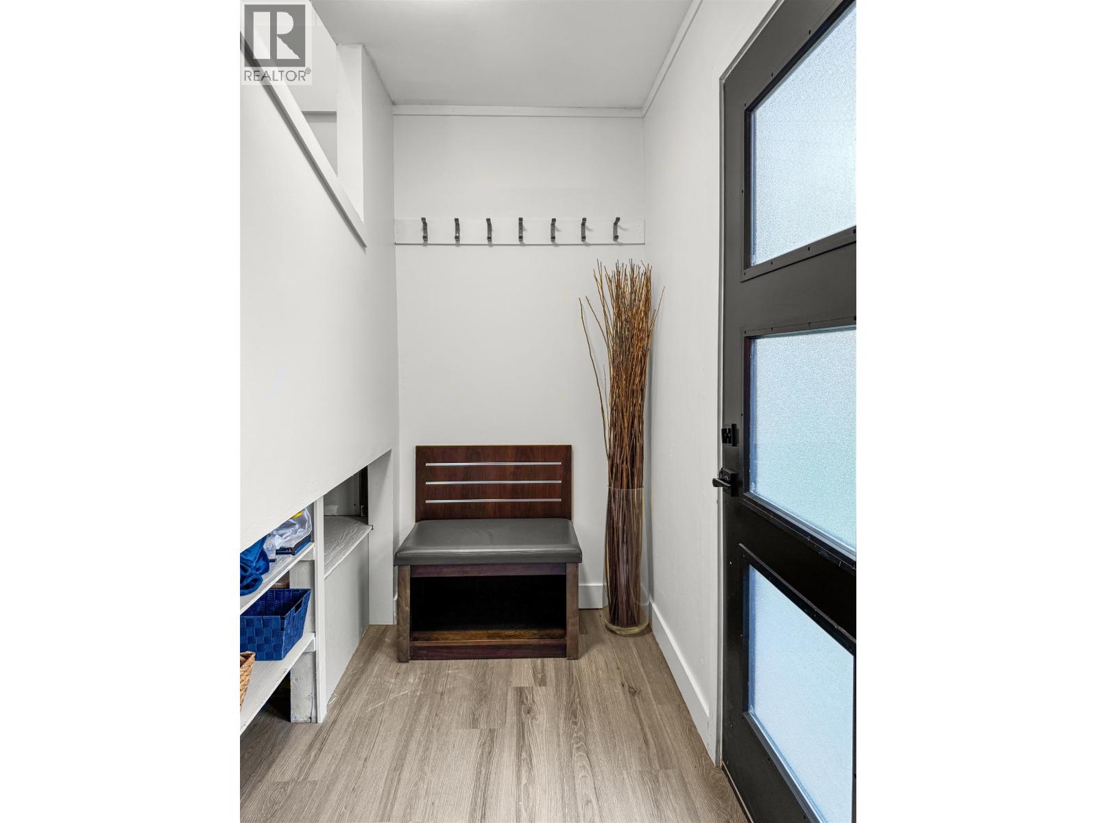 87 SWALLOW STREET, Kitimat