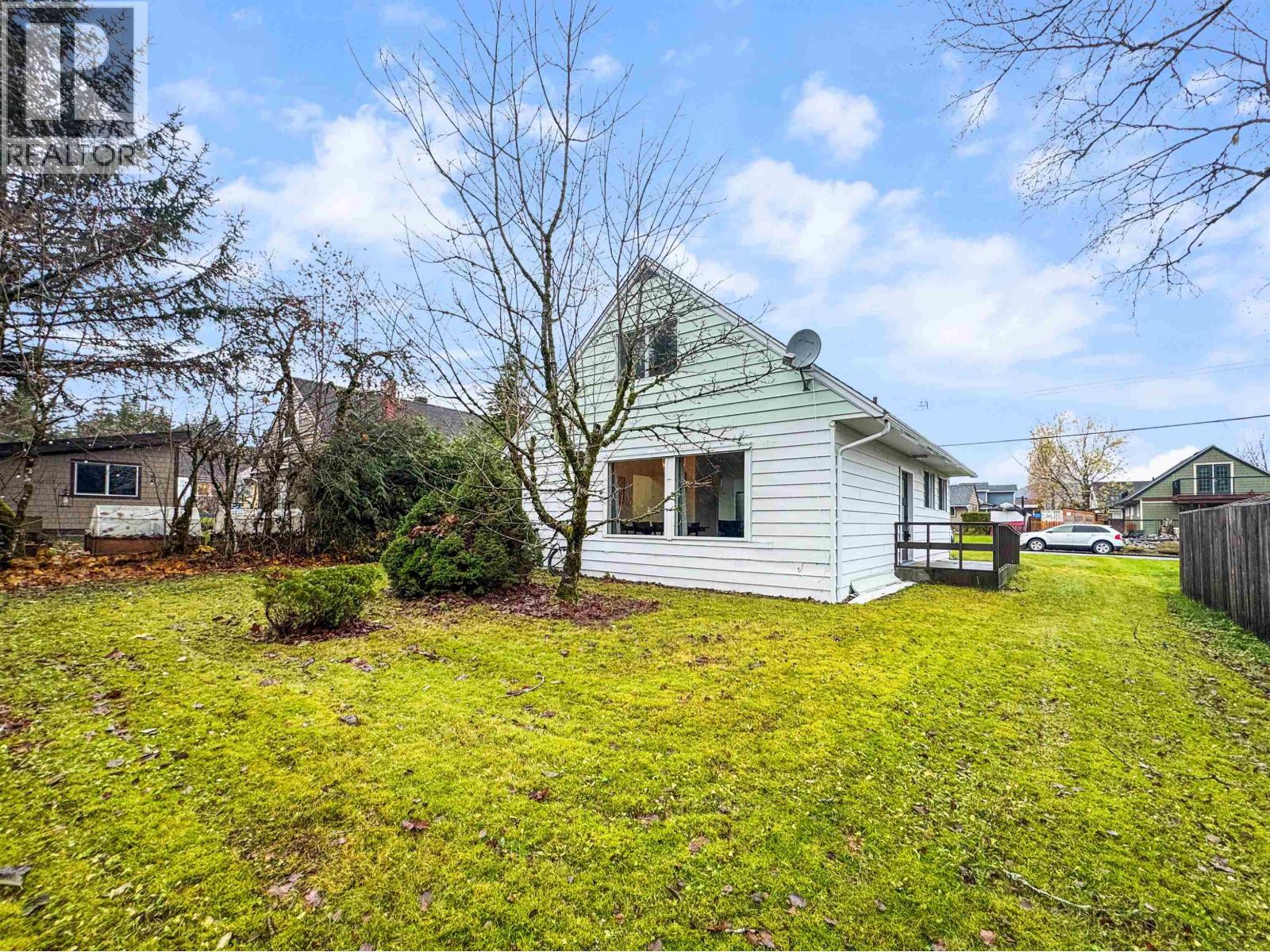 87 SWALLOW STREET, Kitimat