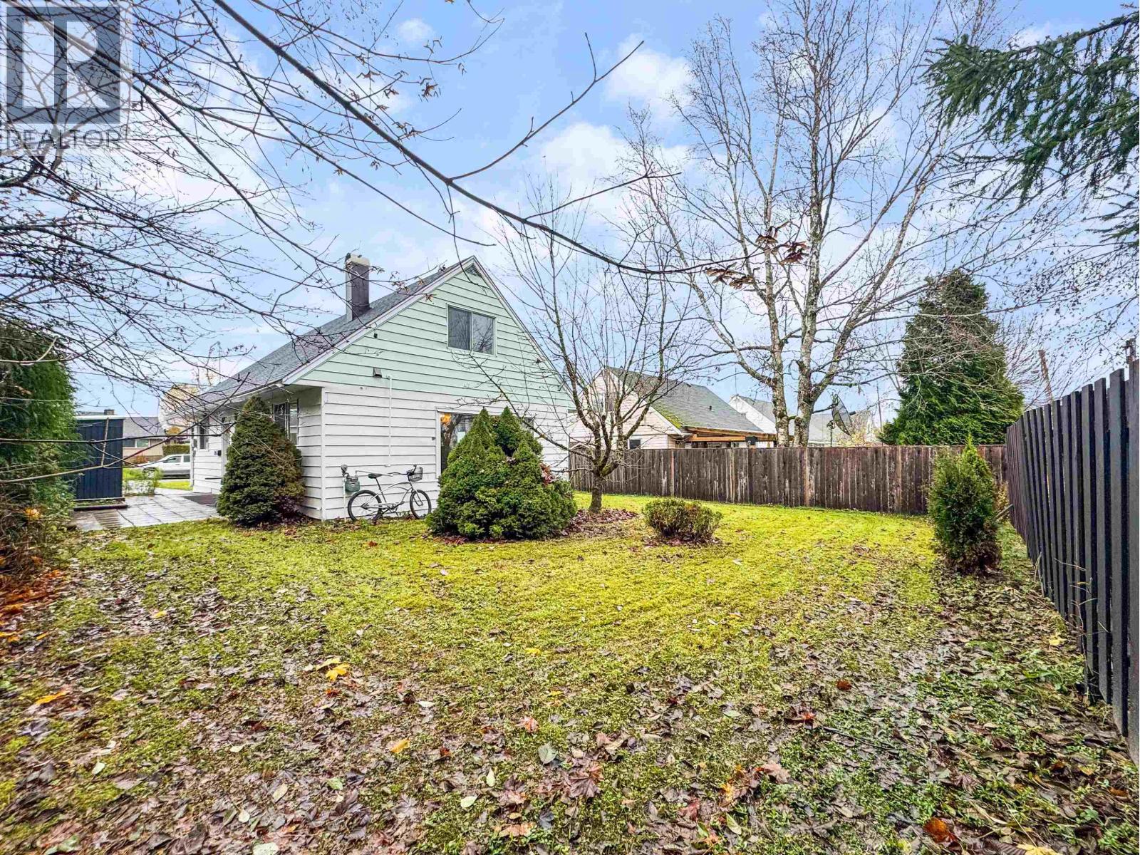 87 SWALLOW STREET, Kitimat