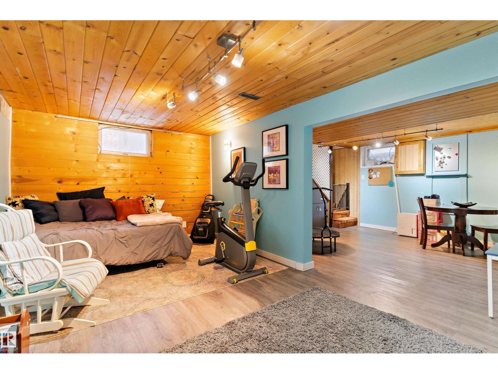 12131 141 ST NW, Edmonton