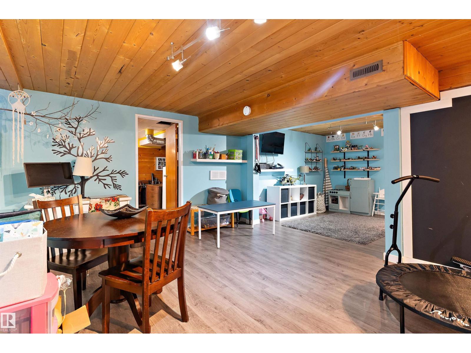 12131 141 ST NW, Edmonton