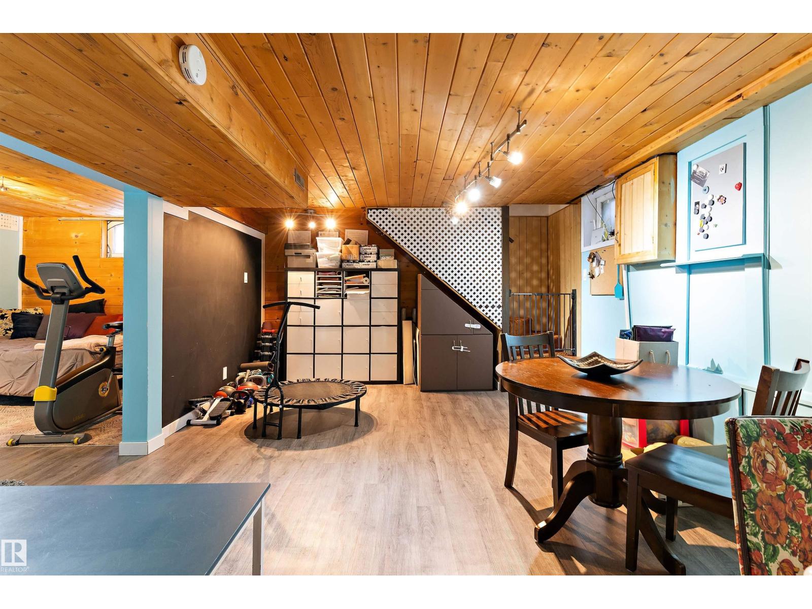 12131 141 ST NW, Edmonton