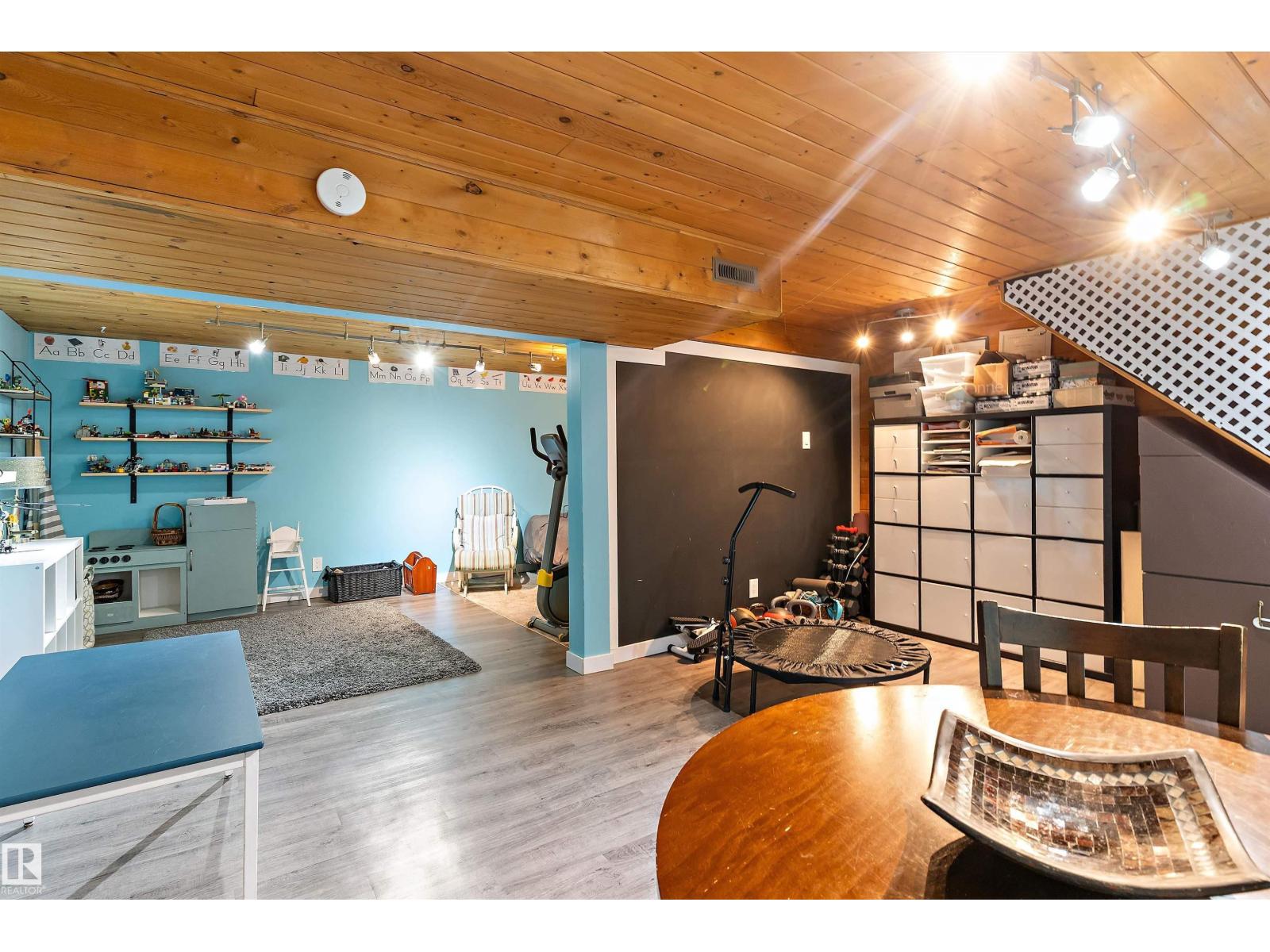 12131 141 ST NW, Edmonton